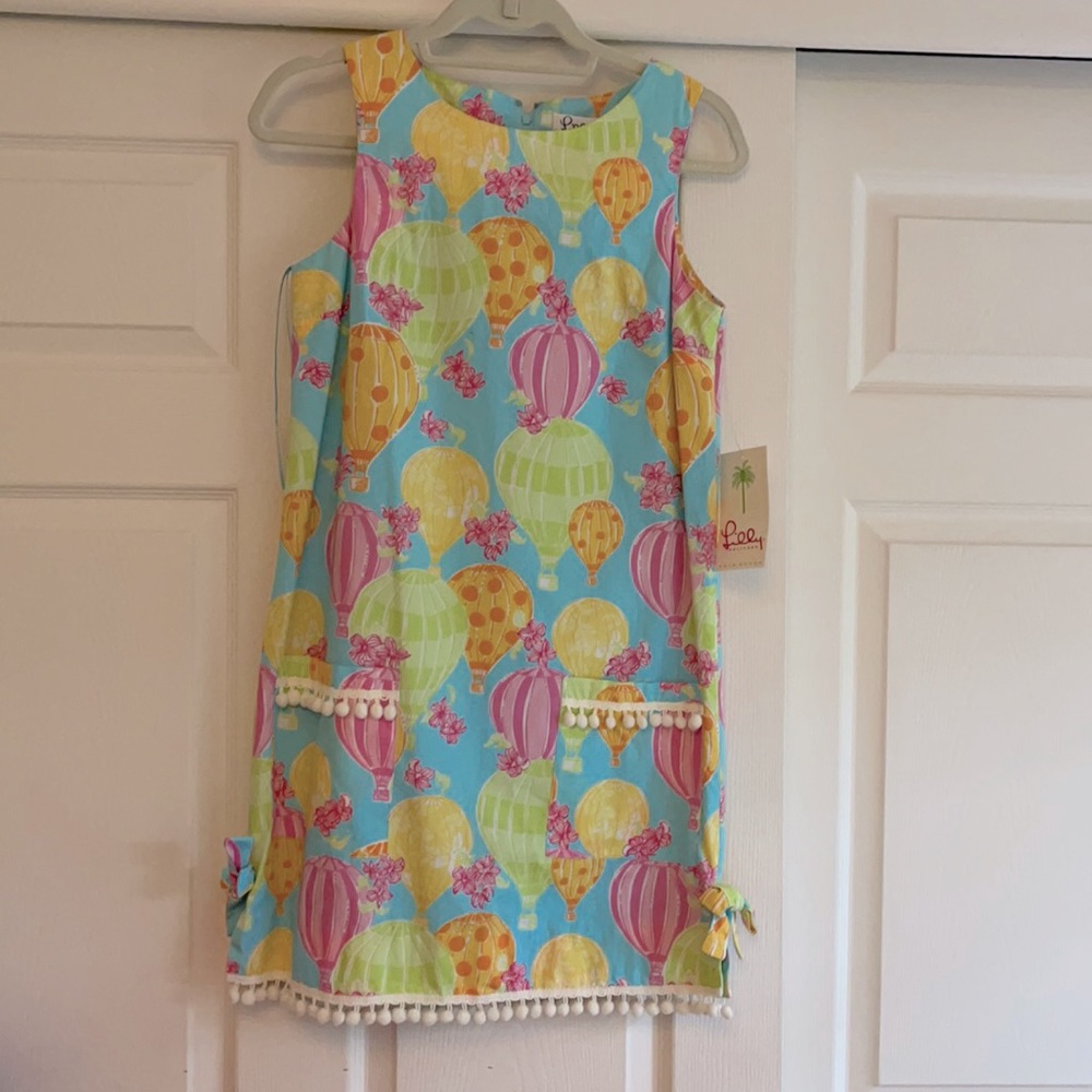 Lilly pulizter dress  tags size 2 classic shift